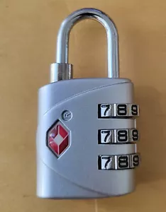 2 Stück TSA Kofferschloss Gepäck Vorhänge Schloss Zahlenschloss USA Reise Silber - Bild 1 von 1