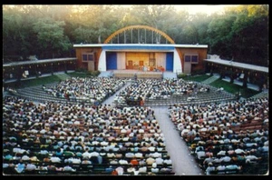 RAINBOW STAGE, KILDENAN PARK - WINNIPEG, MAN POSTCARD - Picture 1 of 1