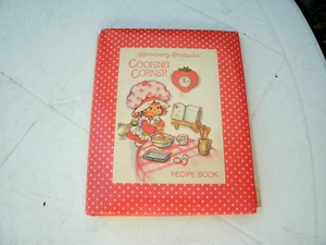 Vintage Strawberry Shortcake Cooking Corner Recipe Book --American Greetings - Picture 1 of 3