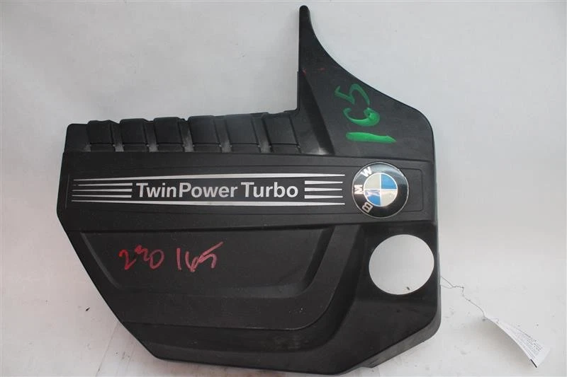 PLASTIC ENGINE COVER BMW 535i 2013 13 63217203231 1286587 Foto 1 de 4