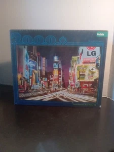 Buffalo Games Times Square, New York, NY 2000 Pc Jigsaw Puzzle (NEW) - Picture 1 of 4