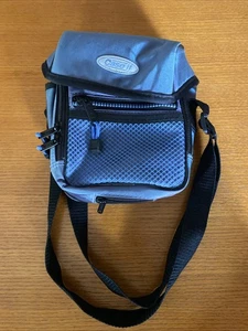 Estuche de transporte para cámara digital Case It bolsa con correa para hombre 8"x6" acolchado azul - Imagen 1 de 11