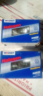 WAGNER FARO DE VIDRIO DE HAZ BAJO NUEVO H4656 (4652) PAR DE CONECTORES DE 3 CLAVIJAS $20 Foto 1 de 4