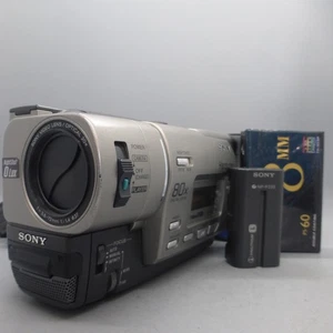 Sony Handycam CCD-TR427E Handheld Video8 XR Camcorder Silver Tested - Picture 1 of 11