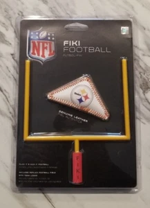 NFL Ufficiale Pittsburgh Steelers FIKI Football Flick It & Kick It Gioco - Nuovo - Foto 1 di 2