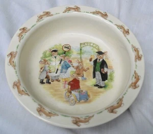 1988 BUNNYKINS Child's Bowl~ Bunny School~Royal Doulton~6" - Picture 1 of 3