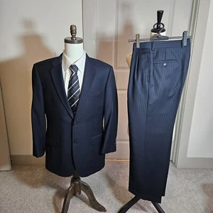 Jos A Bank 41R Wool 2PC Suit Blazer Men Pants 32x28.5 Navy Pinstriped - Picture 1 of 24