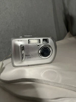 Kodak EasyShare CX7300 3.2 MP Digital Camera - Parts Only - Image 1 of 4