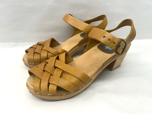 MIA Bety Swedish Clogs Woven Tan Leather Size 40 US 9 - Picture 1 of 7