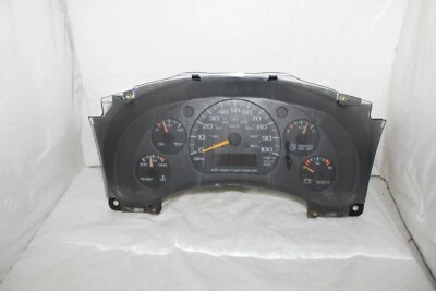 Cuadro de instrumentos velocímetro panel de instrumentos 00-05 Astro Safari 186.932 millas Foto 1 de 4