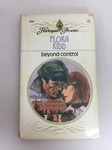 Lot Six Harlequin Paperback Books  See Photos for Titles of Books  R37  Modified - Bild 1 von 12