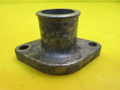 SKI-DOO SKIDOO MXZ 600/700/800 НИЖНЯЯ ГОЛОВКА БЛОКА ЦИЛИНДРОВ ОХЛАЖДАЮЩАЯ ЖИДКОСТЬ ШЕЙНОЕ СОЕДИНЕНИЕ  - Изображение 1 из 4