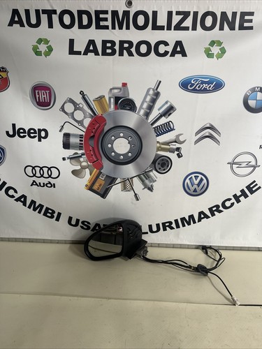 Foto 1 di 4