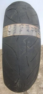 180/55 R17  73W    1x   METZELER  Sportec  M7  RR   pneumatico moto usato 1,5 mm - Foto 1 di 3