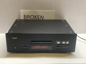 TEAC VRDS 7 Compact Disc player - Spares or Repairs - Picture 1 of 14