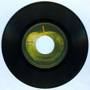 Philippines Pressing RINGO STARR (THE BEATLES) Photograph 45 rpm Vinyl Record