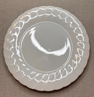 Sheffield Bone White Porcelain Fine China Dinner Plate 10” White Swirl Pattern
