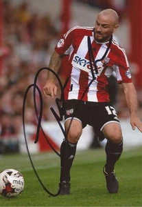 BRENTFORD: ALAN McCORMACK SIGNED 6x4 ACTION PHOTO + COA - Bild 1 von 1