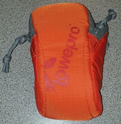 Lowepro Pouch - Dashpoint 10[Pepper Red] Camera Bag w/ Belt Straps - FREE POST  - image 1 of 4