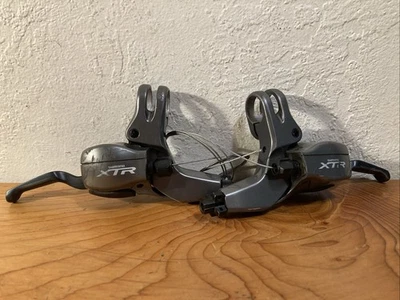 Combo de palanca de cambios Shimano XTR ST-M960 3x9 STI Foto 1 de 4