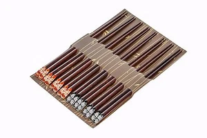 HEIM CONCEPT Japanese Natural Wood Chopstick Set Reusable Chopsticks 8 Pack - Picture 1 of 4