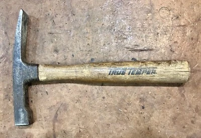 True Temper • Brick Hammer • 11B • Wood Handle • Mason / Rock Hammer - Image 1 of 4