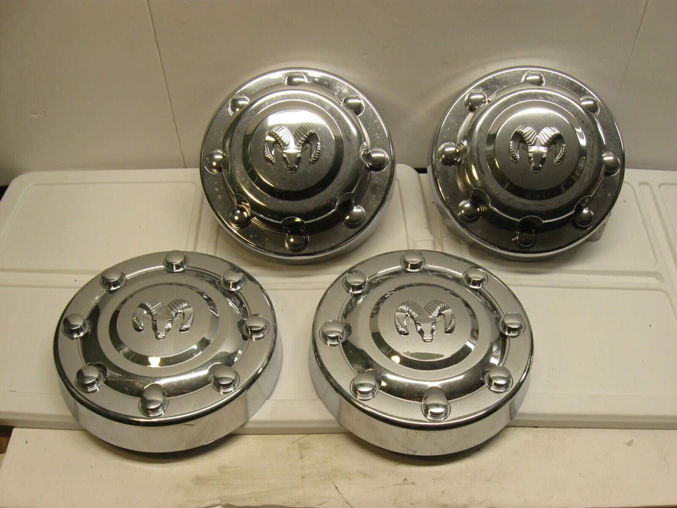 Juego de 4 cubiertas de tapacubos de rueda de camioneta Dodge de la década de 1990 NOS 52038272AB OEM - D3 Foto 1 de 4