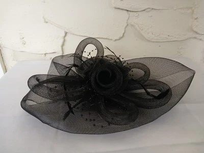 Vintage Fascinators Hat Women Wedding Cocktail Black Mesh Goth - Image 1 of 4