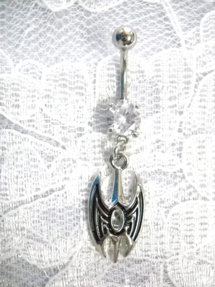 ESCUDO ESTILO TATUAGEM TRIBAL MAORI ILHA em CLEAR CZ 14g SS UMBIGO BARRIGA RING BAR - Imagem 1 de 1