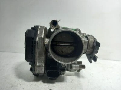 037133064 drosselklappe für VOLKSWAGEN GOLF III BERLINA (1H1) GTI 1991 1136388 — 第 1/3 张图片