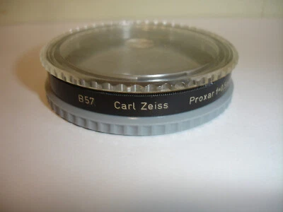 Carrl Zeiss Hasselblad B57 / B50 Proxar 0.5m Close Up Filter with case - Image 1 of 4