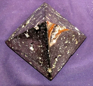 Piramide Pirite, Color Oro, Dal Perù , 63x63x55mm 377,2g - Bild 1 von 7