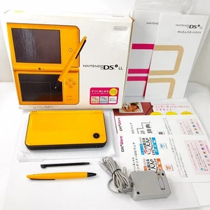 Nintendo DSi LL Console Yellow Excellent Condition - Picture 1 of 10