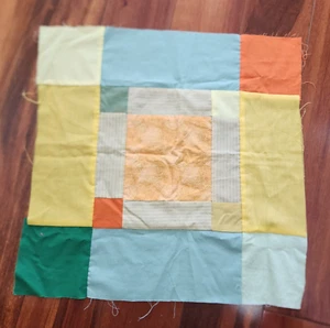Almohada Patchwork Bloque Cuadrado Edredón Frontal Amarillo Azul Naranja Verde ~ 18x18 - Imagen 1 de 5