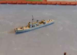 Resin Modell - 1 : 1250 : unbekanntes kleines Kriegsschiff / Minensucher o.ä. - Bild 1 von 4