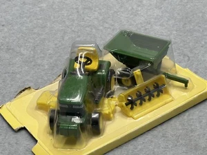 Vintage John Deere Tractor Ertl Farm Toy Diecast Made in USA W/Wagon sealed - Picture 1 of 9