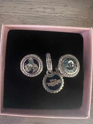 Disney Cruise Line DCL Tesoro Inaugural Vela Pandora 3 Dijes Set Mickey Foto 1 de 3