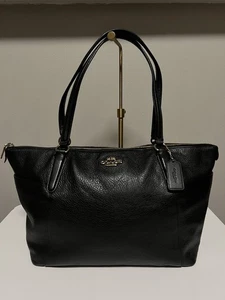 Coach Tasche Schultertasche schwarz genarbtes Leder - Bild 1 von 13