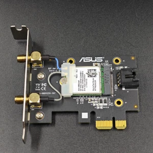 Carte ASUS PCE-AXE5400 pour pièces - Signes d'utilisation, ne fonctionne pas - Photo 1/3