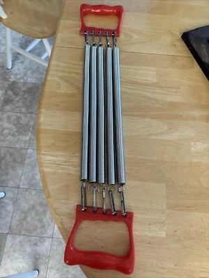 Expansor de pecho vintage de 5 resortes - muy buen estado usado Foto 1 de 4