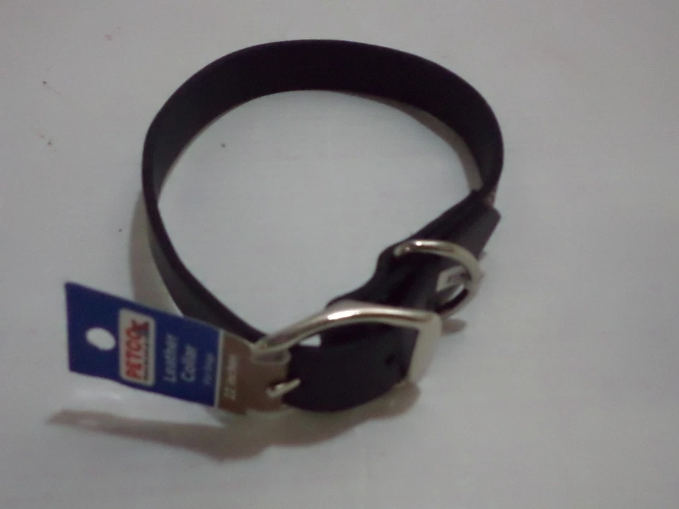 Petco Black Leather Dog Collar For Neck Sizes 18" Large 4 adjustment holes