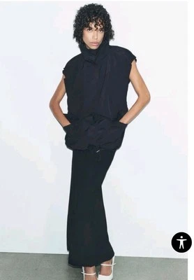 CHALECO ZARA OVERSIZE COLECCIÓN ZW TALLA XS-S Foto 1 de 4