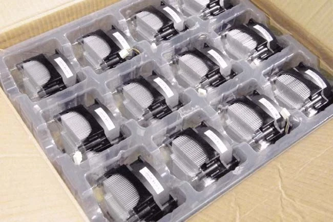 HP 381874-001 Heatsink with Fan - Image 1 of 2