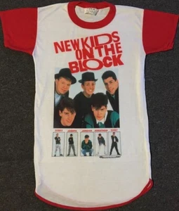 Vtg 90s New Kids On The Block Faded Sleeping Shirt M USA Boy Band Music NSYNC - Picture 1 of 16