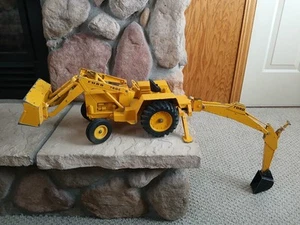 Ertl Ford 7500 Backhoe/loader 1/12 Scale USA - Picture 1 of 16