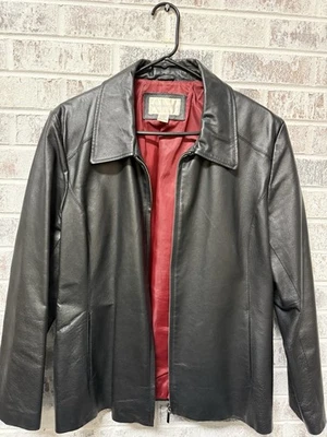 Chaqueta Worthington Completamente Forrada Cuero Negro Mujer Cremallera Talla XL Excelente Con Foto 1 de 4