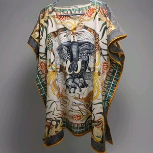 Stacy Bradley Kaftan Safari Tiere 100 % Seide Resort-Look 239 $ - Bild 1 von 6