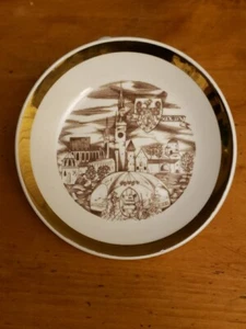 Plato decorativo Checoslovaquia chapado en oro Znojmo - vintage  - Imagen 1 de 6