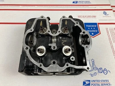 1986 85 86 Honda XR600R xr600 Cylinder Head 12200-MK2-010 oem *NEEDS REPAIR - Image 1 of 4