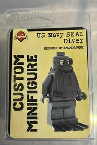 Brickmania US Navy SEAL Diver - Picture 1 of 2